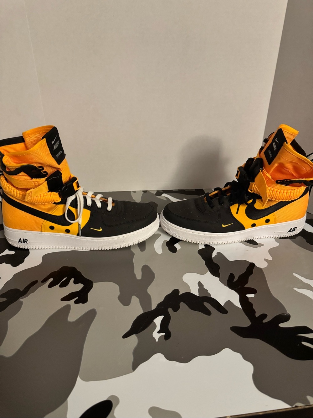 Nike Black and Yellow High-Top Sneakers legit - Picture 3 of 14